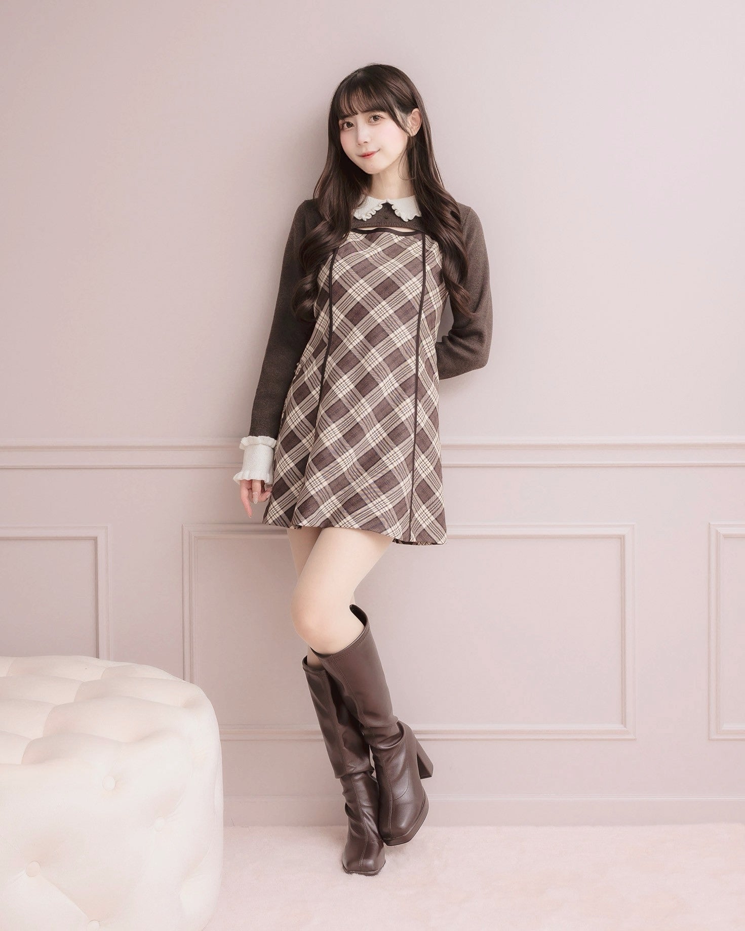 モデル身長：159cm / 着用サイズ：Sサイズ/ 着用カラー：ブラウン