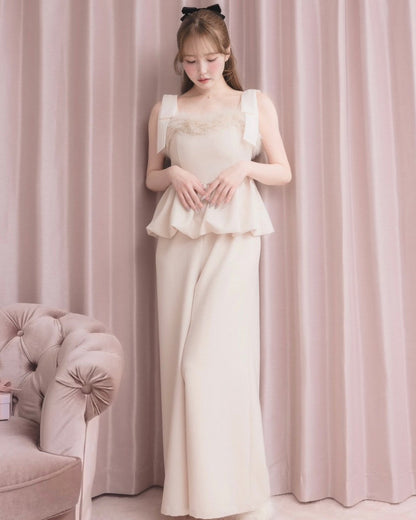 モデル身長：166cm / 着用カラー：ベージュ