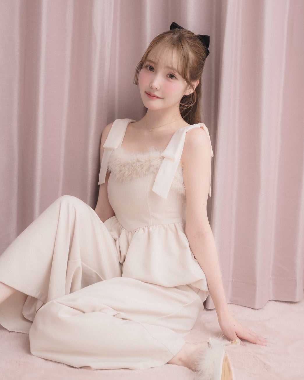モデル身長：166cm / 着用カラー：ベージュ