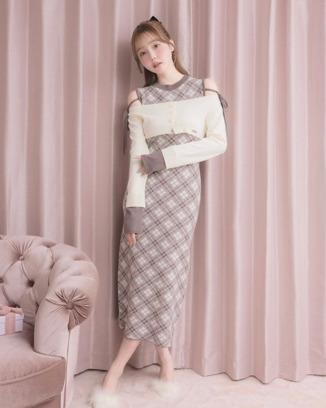 モデル身長：166cm / 着用カラー：チャコール