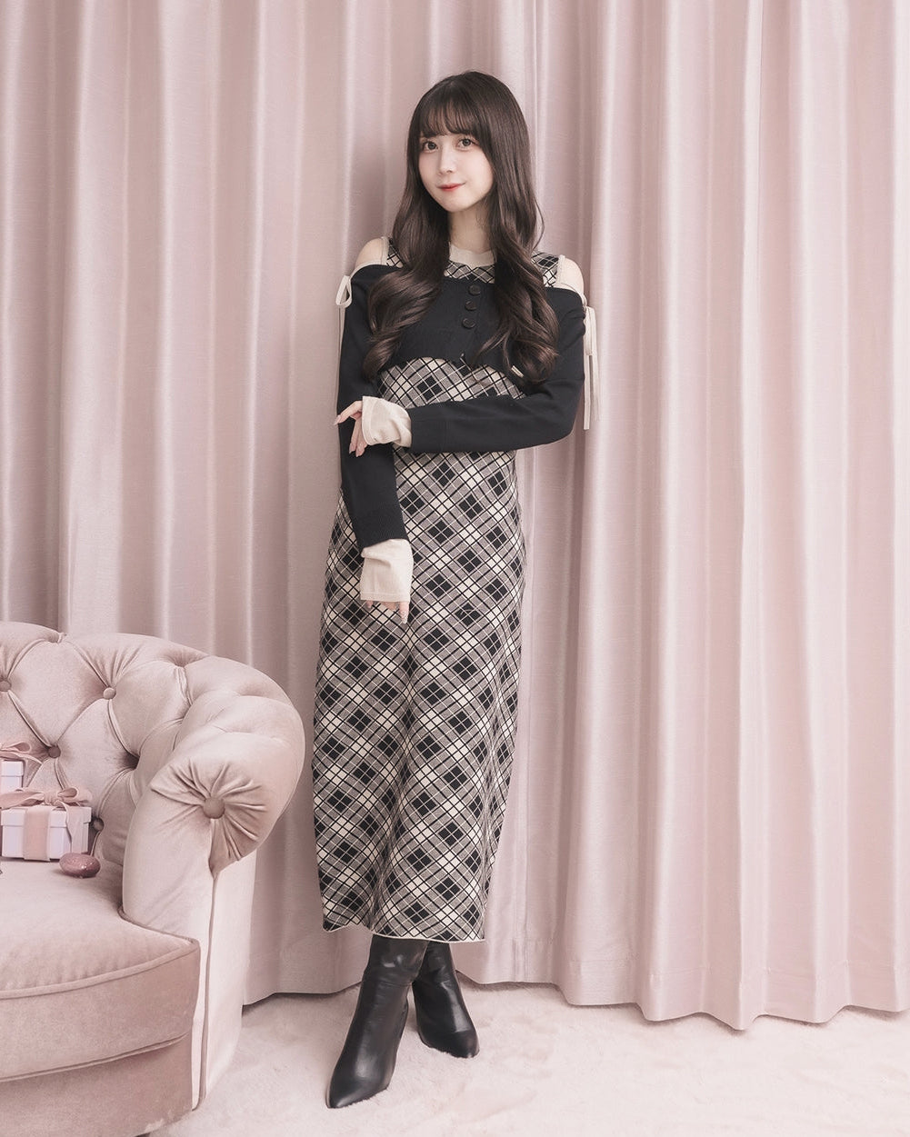 モデル身長：159cm / 着用カラー：ベージュ