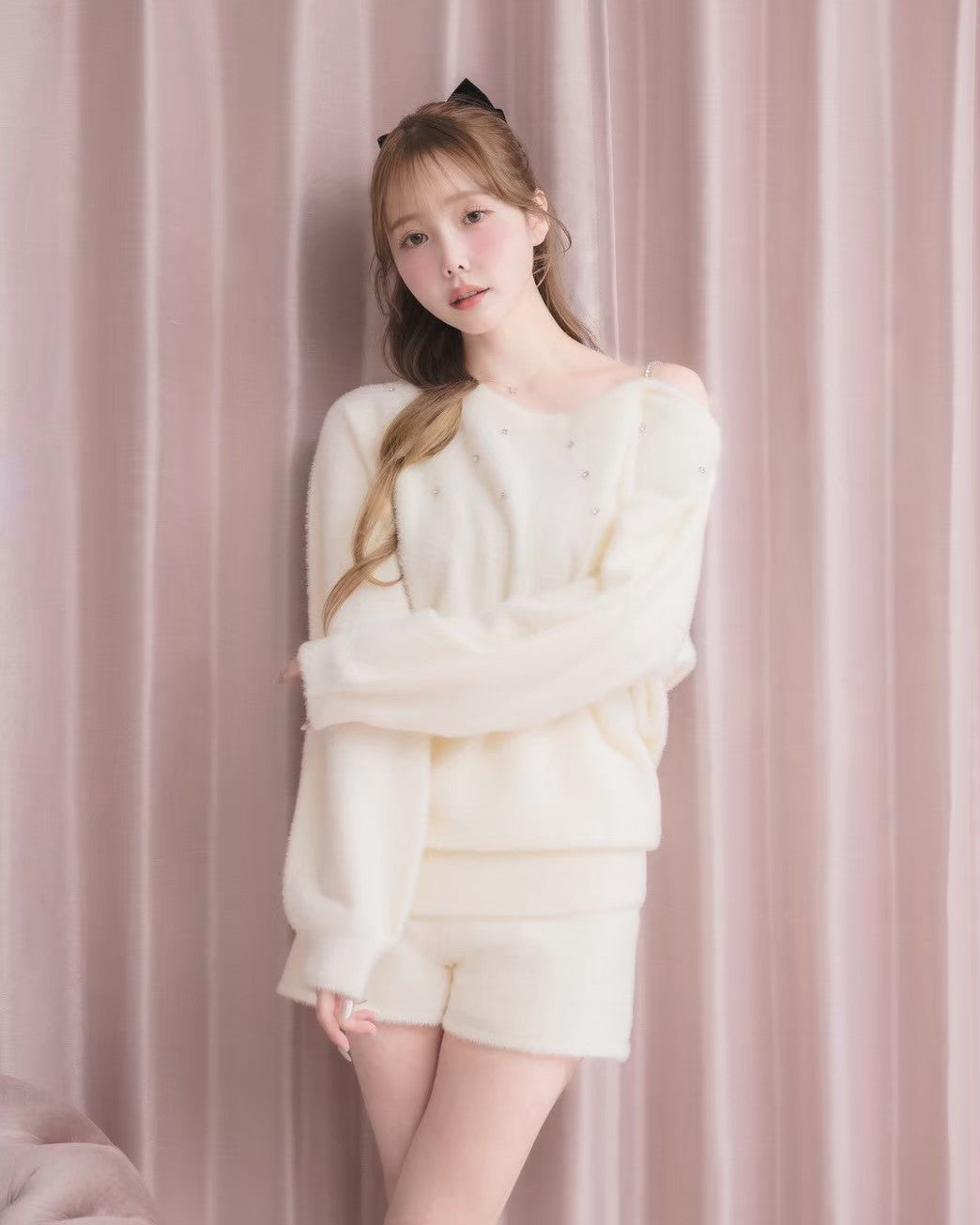 モデル身長：166cm / 着用カラー：アイボリー