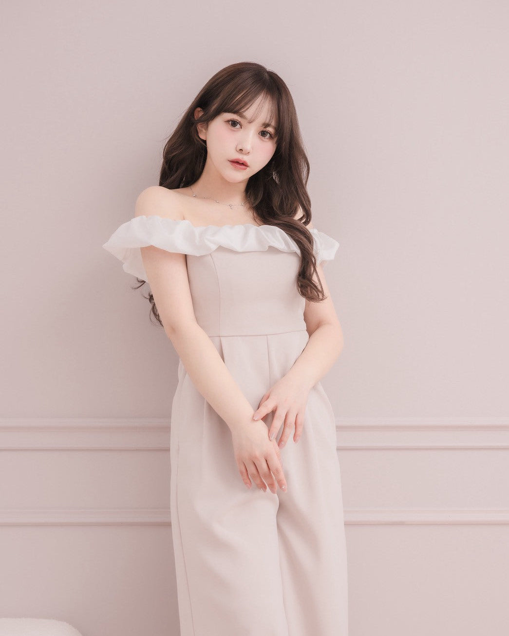 モデル身長：151cm / 着用カラー：ピンクベージュ