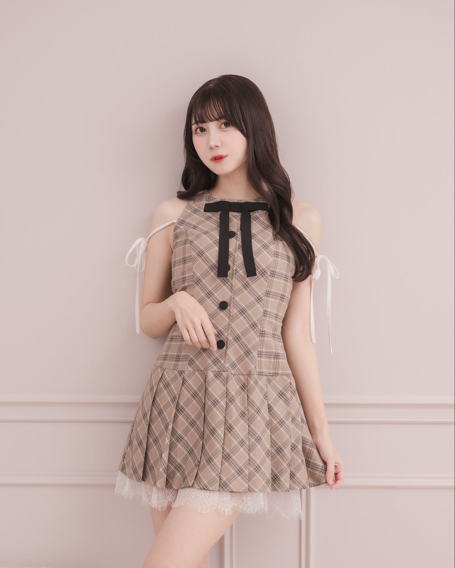 モデル身長：159cm / 着用サイズ：Mサイズ/ 着用カラー：ベージュチェック