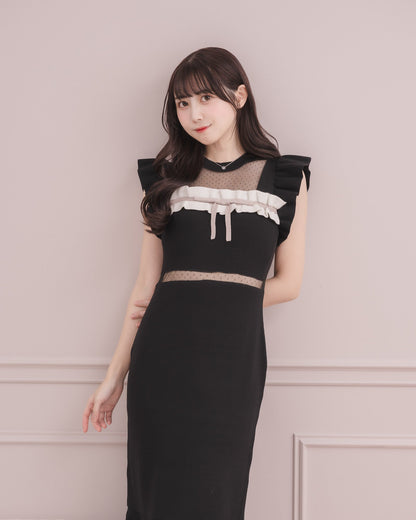 モデル身長：159cm / 着用カラー：ブラック×ピンク