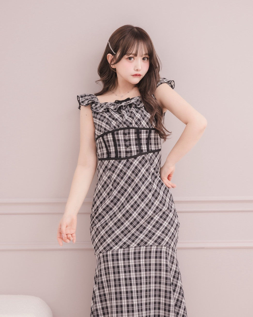 モデル身長：151cm / 着用カラー：ホワイトチェック