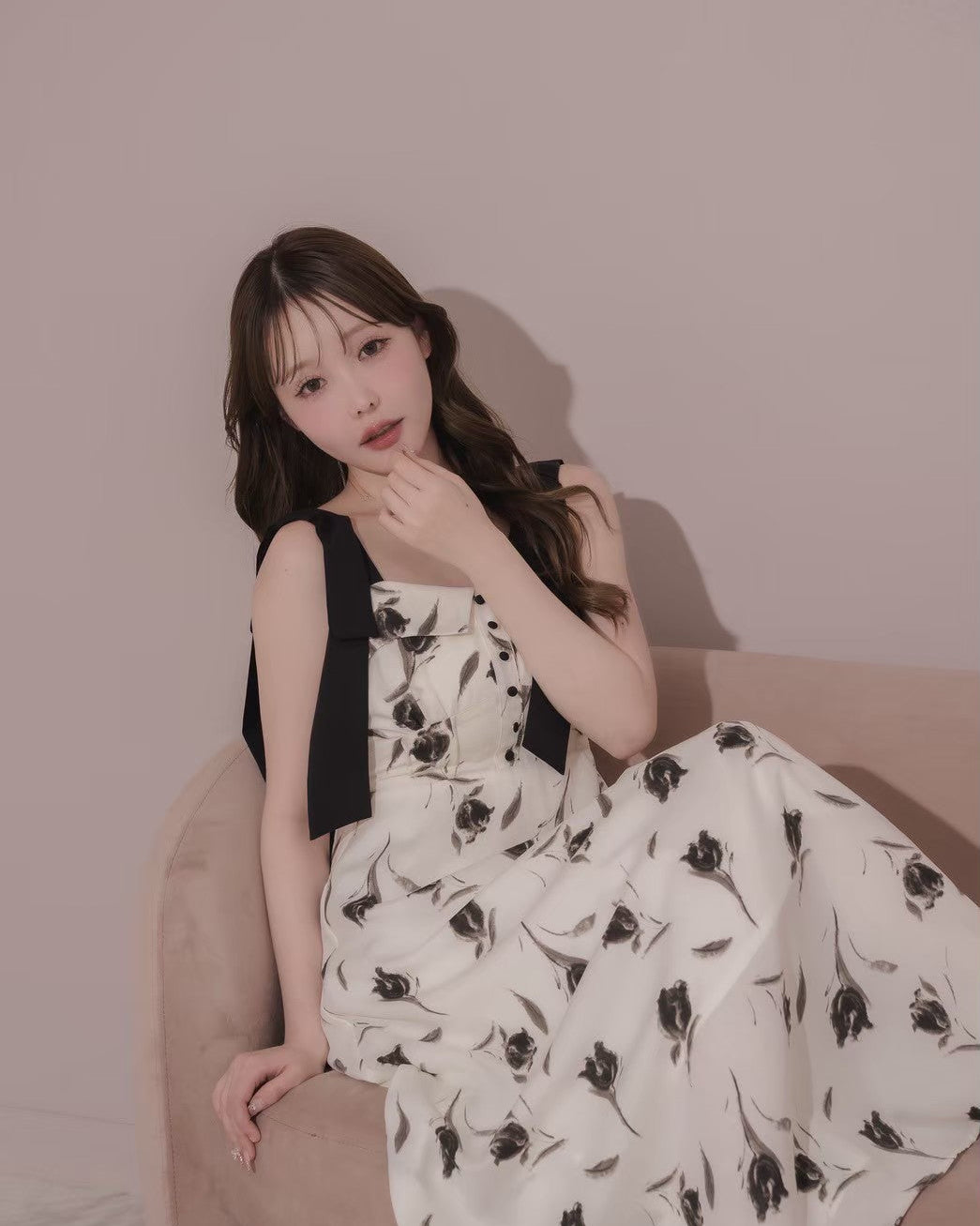 モデル身長：166cm / 着用カラー：アイボリー×ブラック
