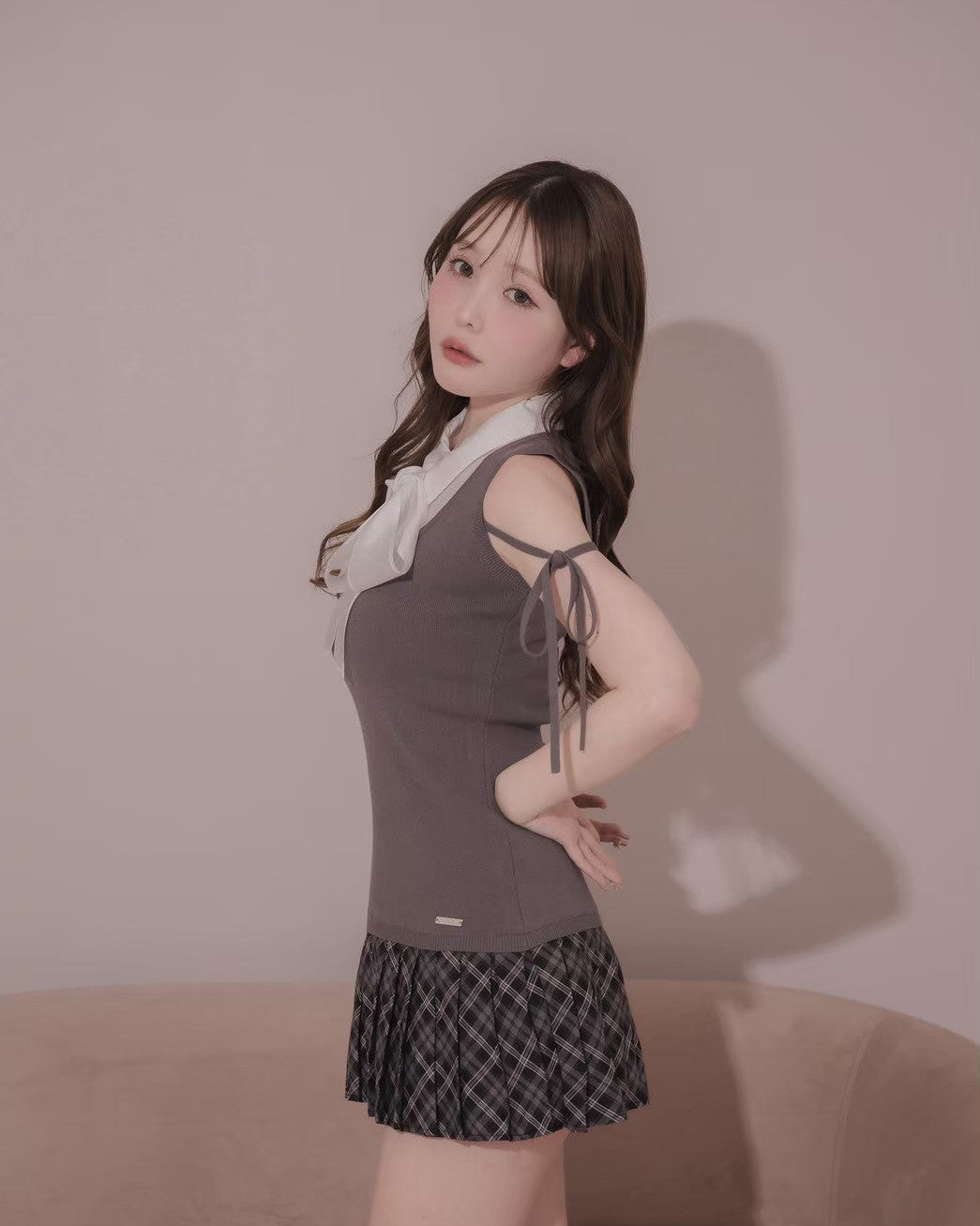 モデル身長：166cm / 着用カラー：グレー