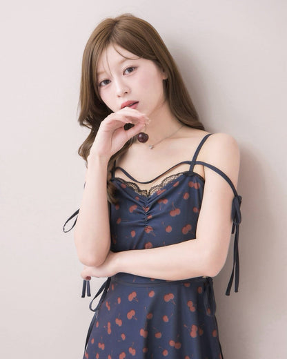 モデル身長：155cm / 着用カラー：ネイビー
