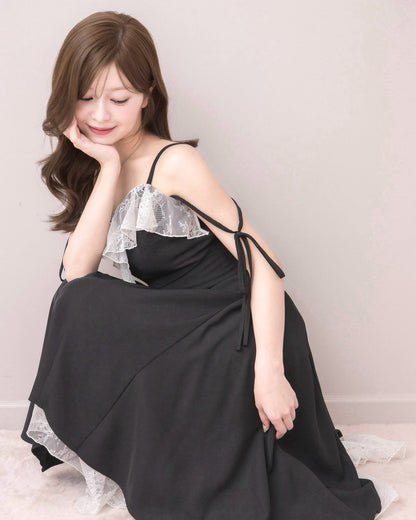 モデル身長：155cm / 着用カラー：ブラック