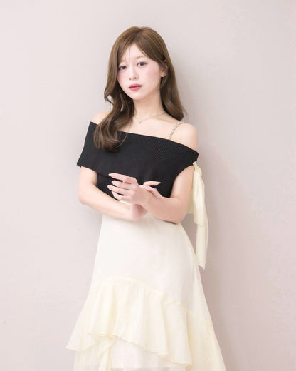 モデル身長：155cm / 着用カラー：ブラック×アイボリー