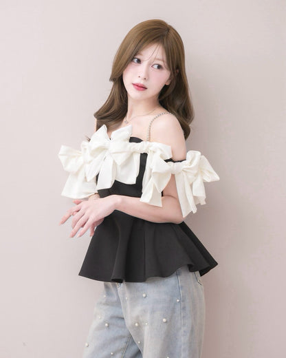 モデル身長：155cm / 着用カラー：ブラック