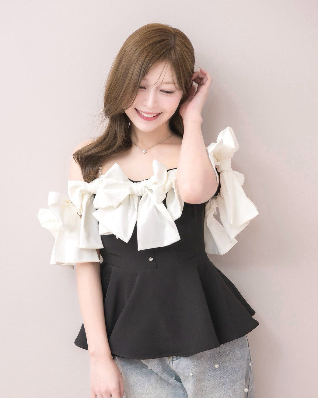 モデル身長：155cm / 着用カラー：ブラック