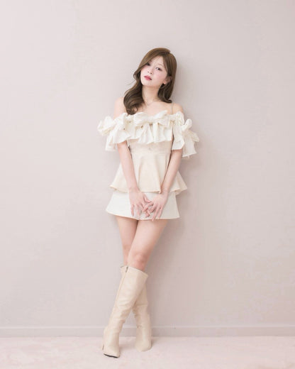 モデル身長：155cm / 着用カラー：アイボリー