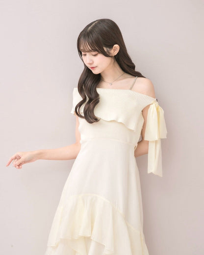 モデル身長：159cm / 着用カラー：アイボリー