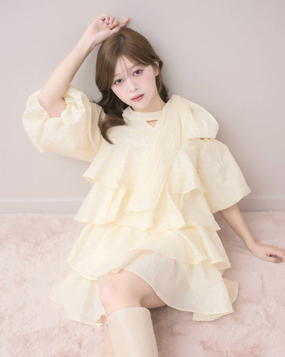 モデル身長：155cm / 着用カラー：バニラ
