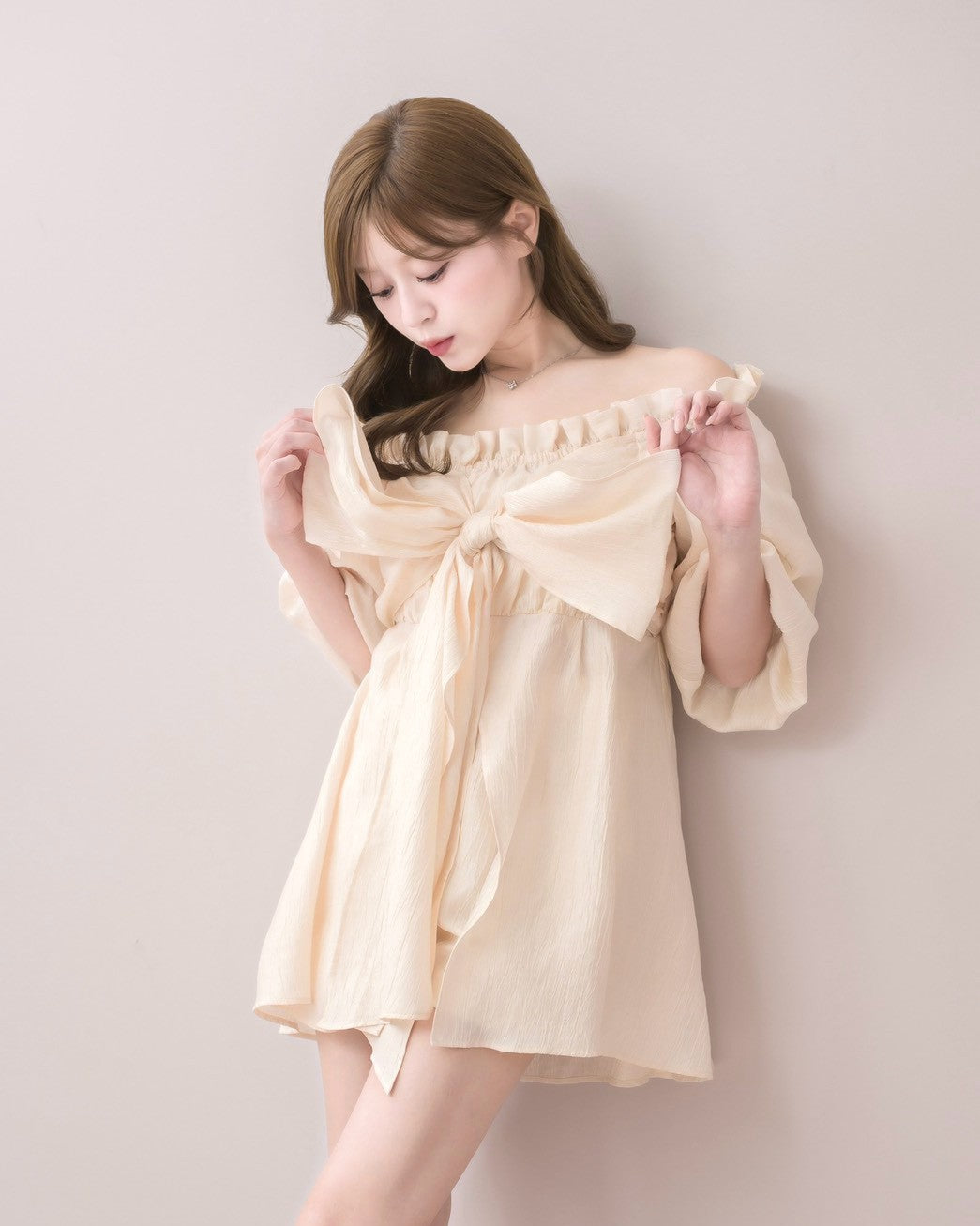 モデル身長：155cm / 着用カラー：アイボリー