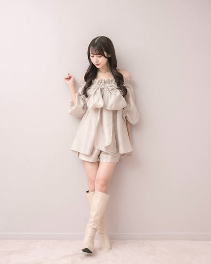 モデル身長：159cm / 着用カラー：ピンクベージュ
