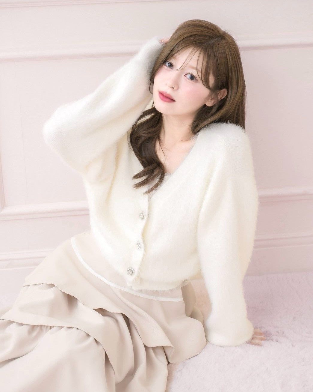 モデル身長：155cm / 着用カラー：ホワイト