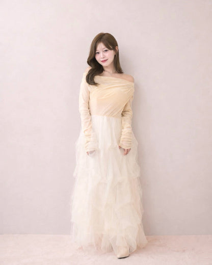 モデル身長：155cm / 着用カラー：アイボリー