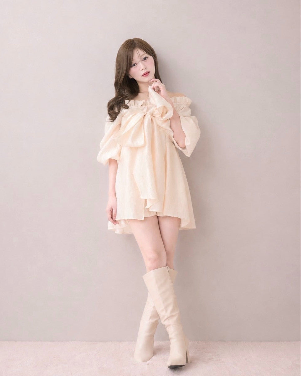 モデル身長：155cm / 着用カラー：アイボリー