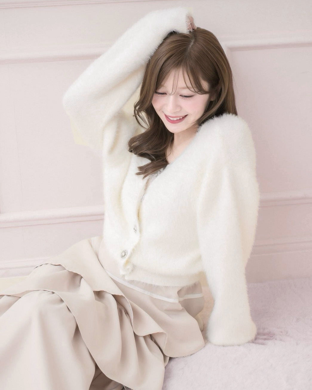 モデル身長：155cm / 着用カラー：ホワイト