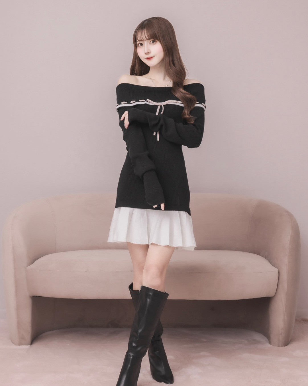 モデル身長：159cm / 着用カラー：ブラック×ピンク