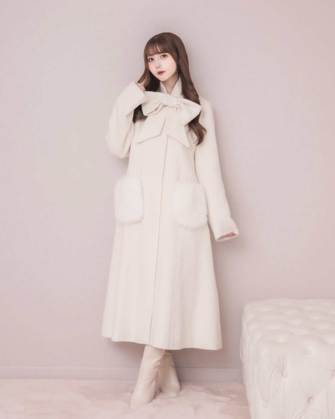 モデル身長：159cm / 着用カラー：アイボリー