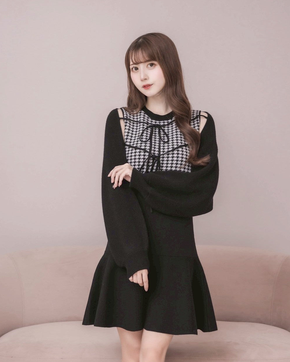 モデル身長：159cm / 着用カラー：ブラック