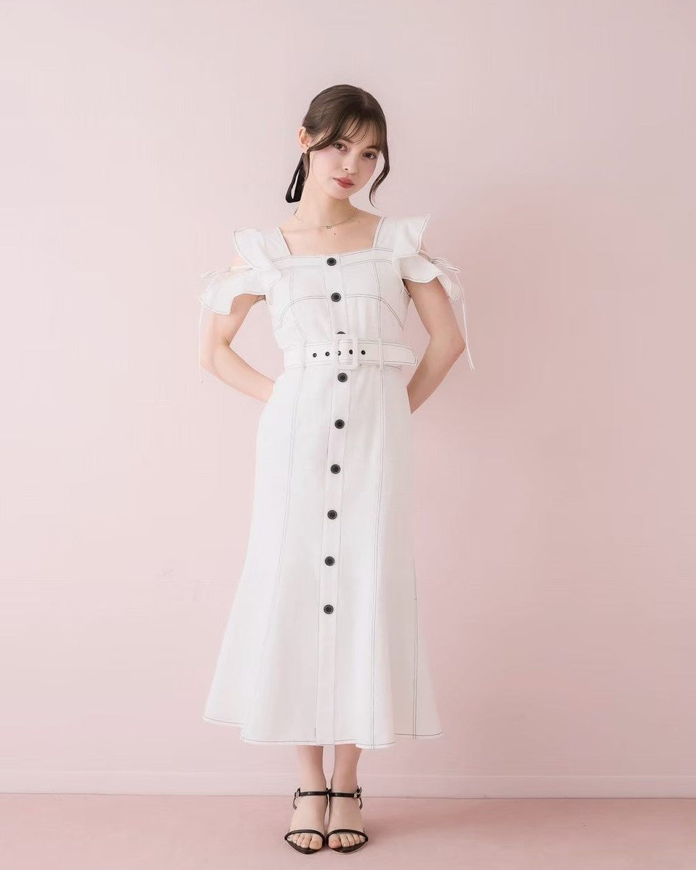 モデル身長：153cm / 着用カラー：ホワイト