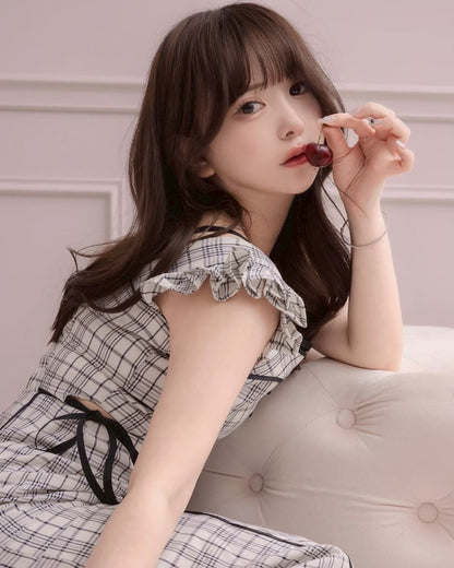 モデル身長：151cm / 着用カラー：アイボリーチェック