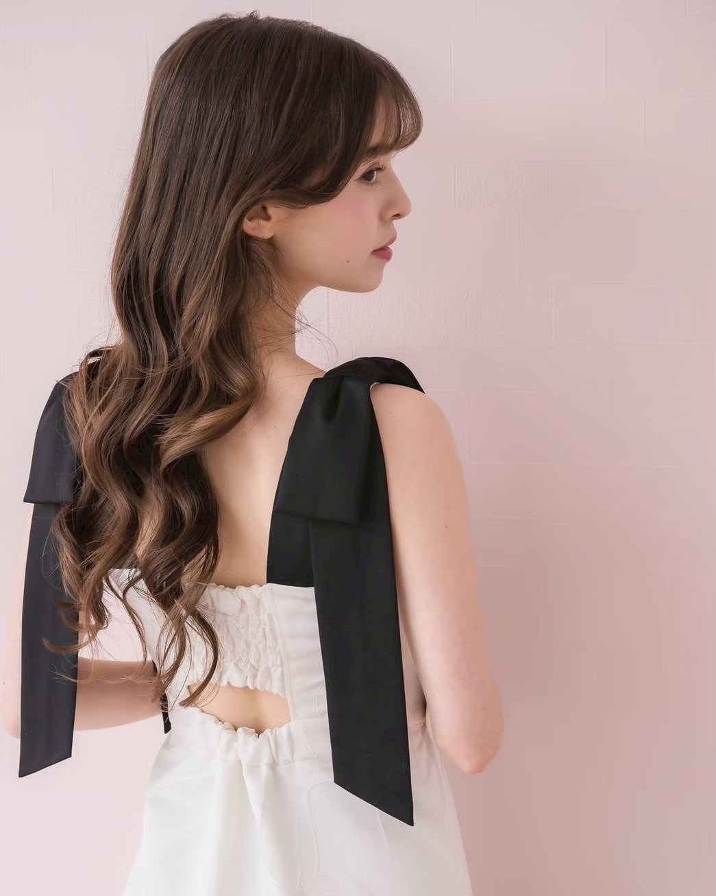 モデル身長：153cm / 着用カラー：アイボリー