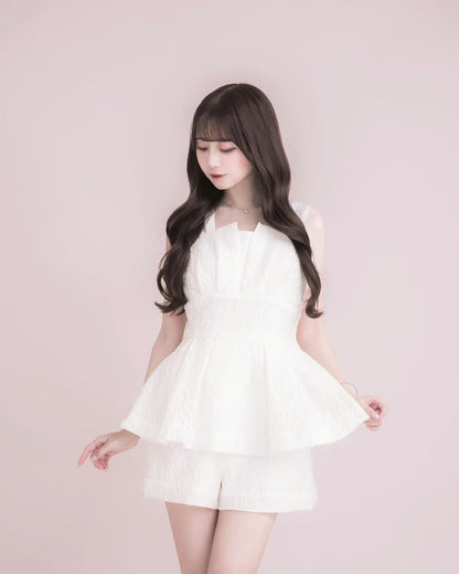 モデル身長：159cm / 着用カラー：アイボリー
