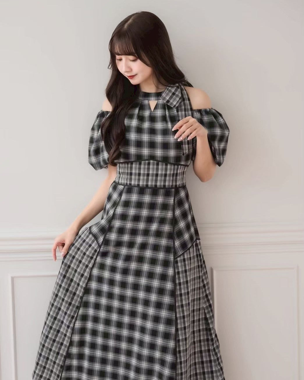 モデル身長：159cm/着用カラー：ブラックチェック