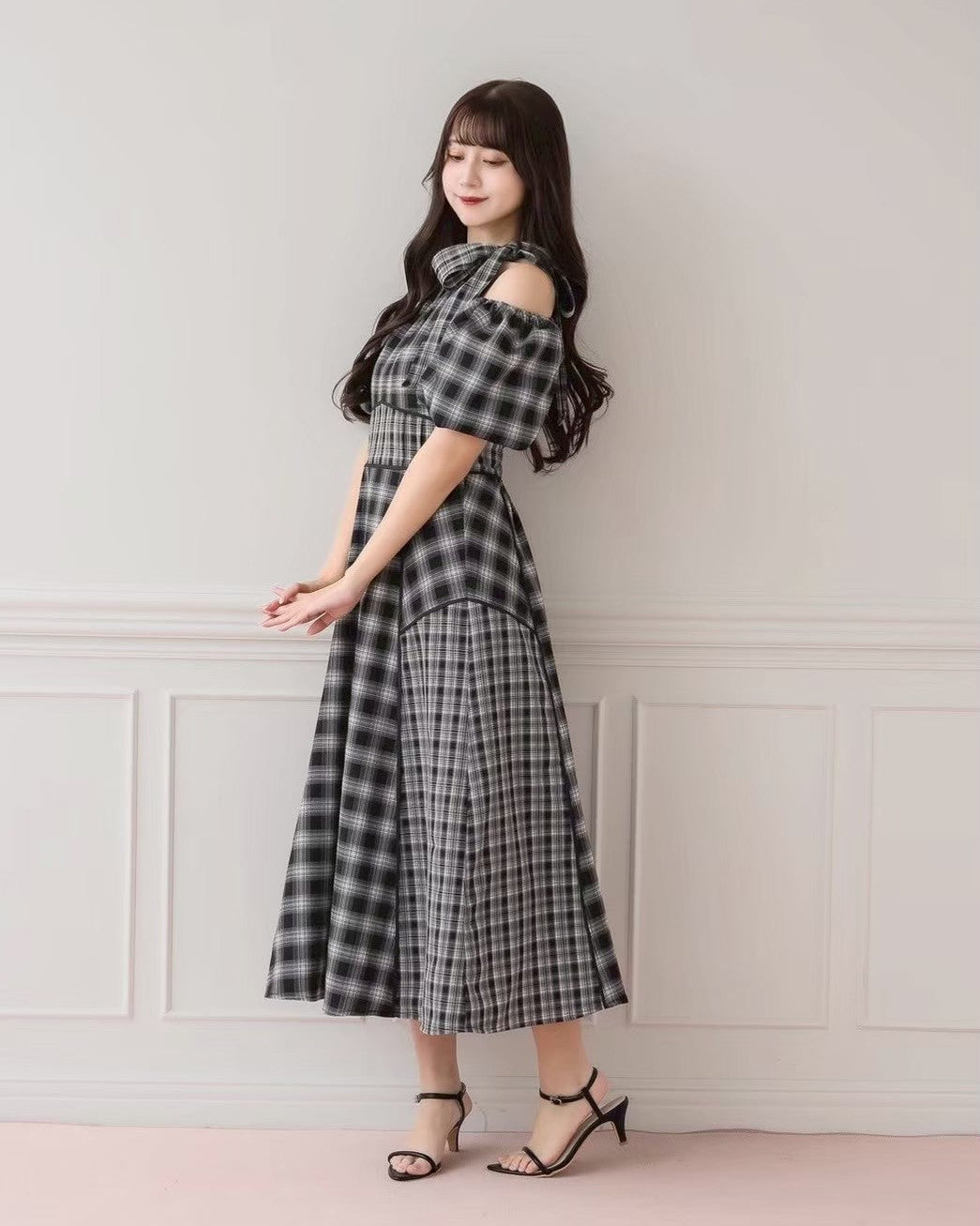 モデル身長：159cm/着用カラー：ブラックチェック