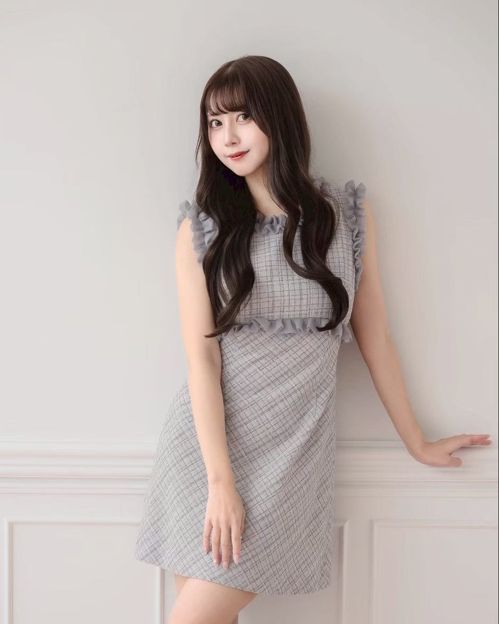 モデル身長：159cm / 着用カラー：ブルーグレー