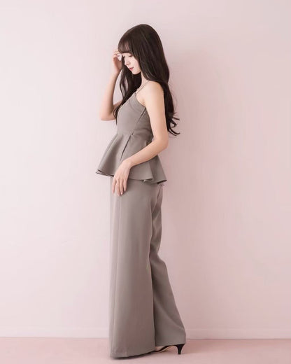 モデル身長：159cm / 着用カラー：グレージュ
