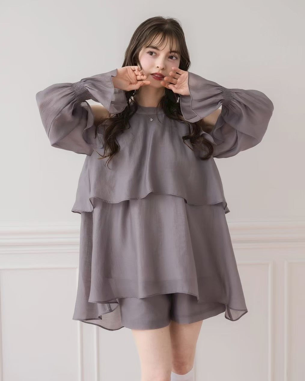 モデル身長：153cm/着用カラー：グレー