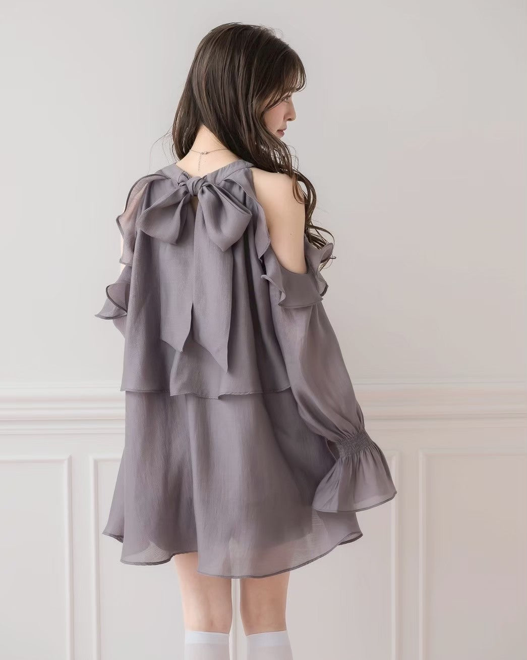 モデル身長：153cm/着用カラー：グレー