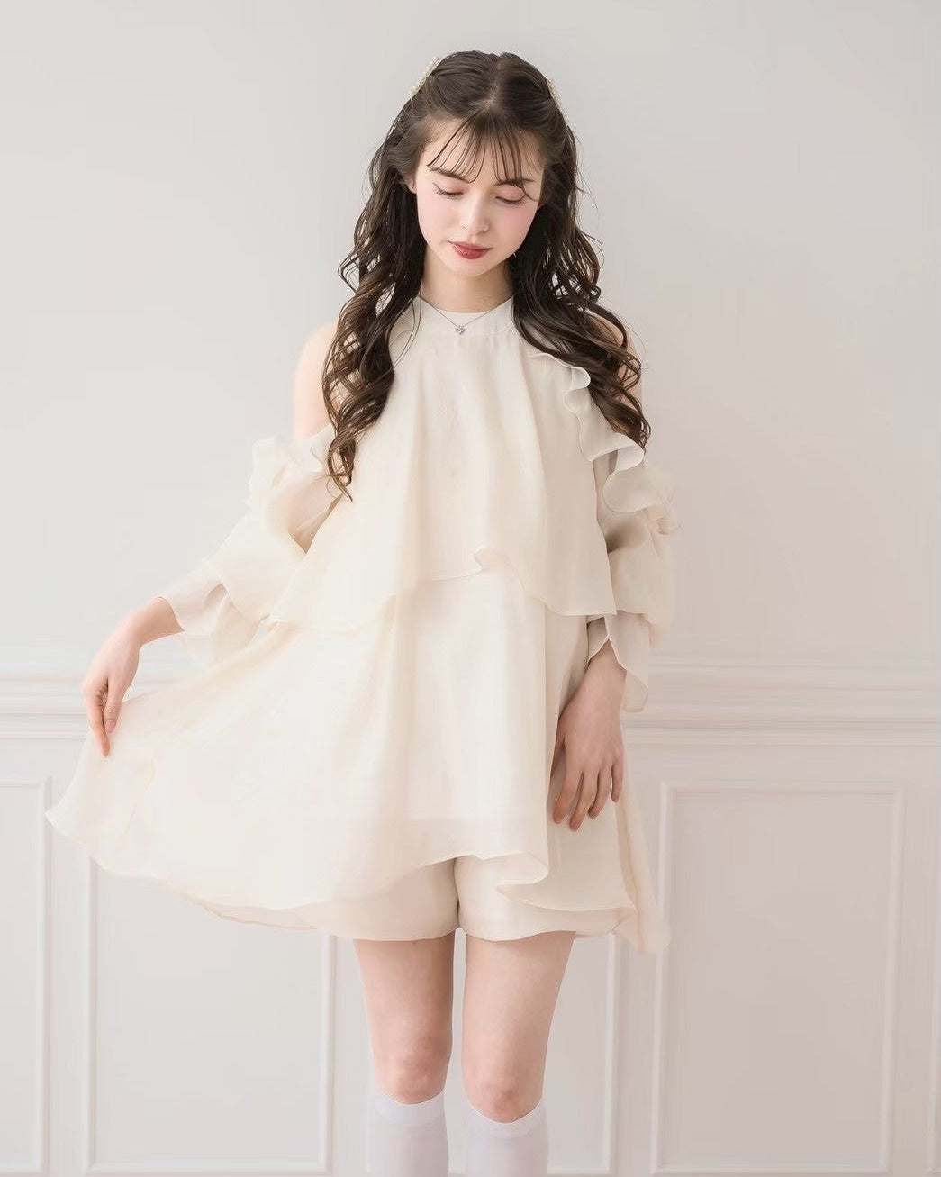 モデル身長：153cm/着用カラー：アイボリー