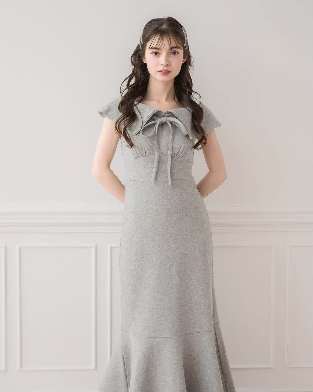 モデル身長：153cm/着用カラー：グレー