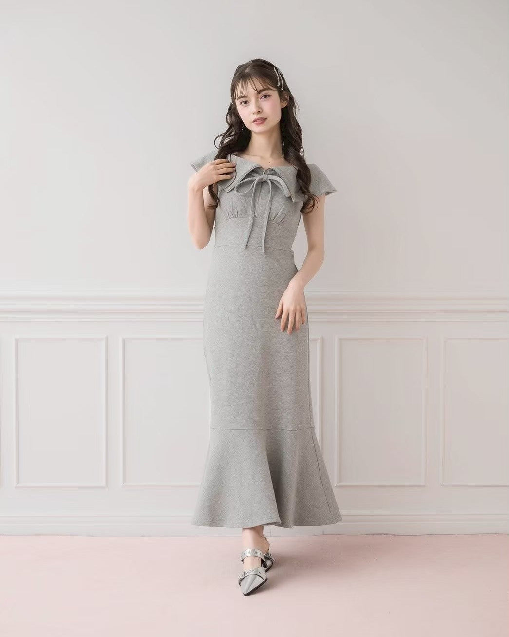 モデル身長：153cm/着用カラー：グレー
