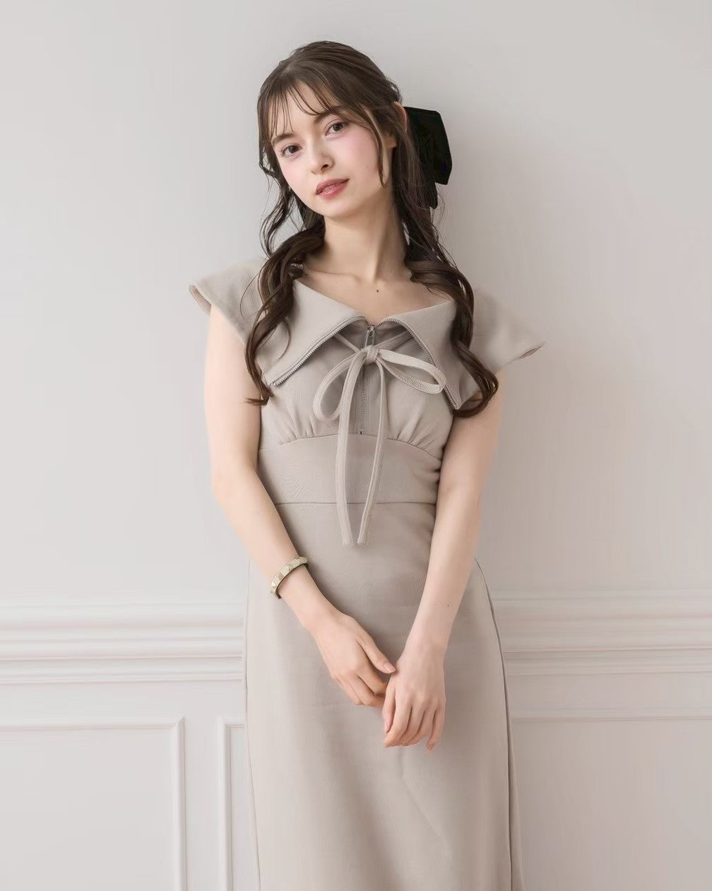 モデル身長：153cm/着用カラー：グレージュ