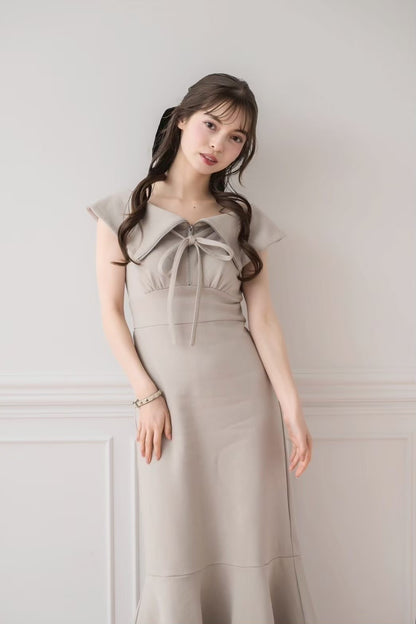 モデル身長：153cm/着用カラー：グレージュ