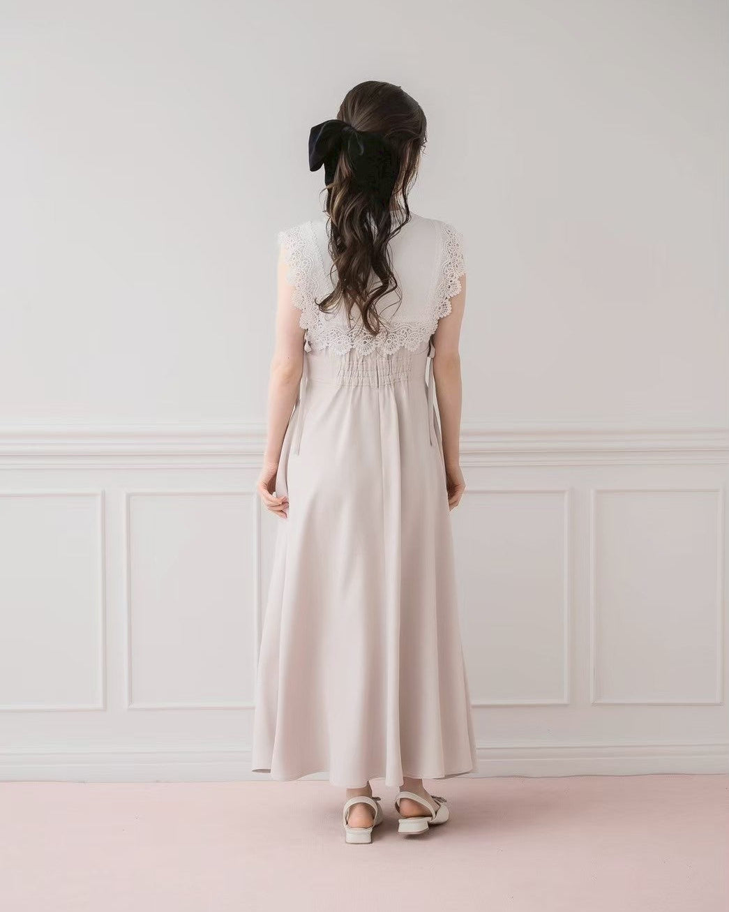 モデル身長：153cm/着用カラー：ピンクベージュ