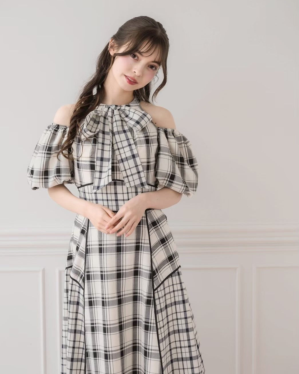モデル身長：153cm/着用カラー：ホワイトチェック