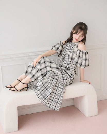 モデル身長：153cm/着用カラー：ホワイトチェック