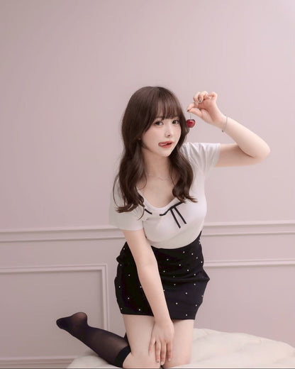 モデル身長：151cm / 着用カラー：ホワイト×ブラック