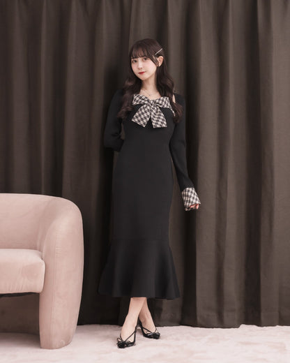 モデル身長：159cm / 着用カラー：ブラック