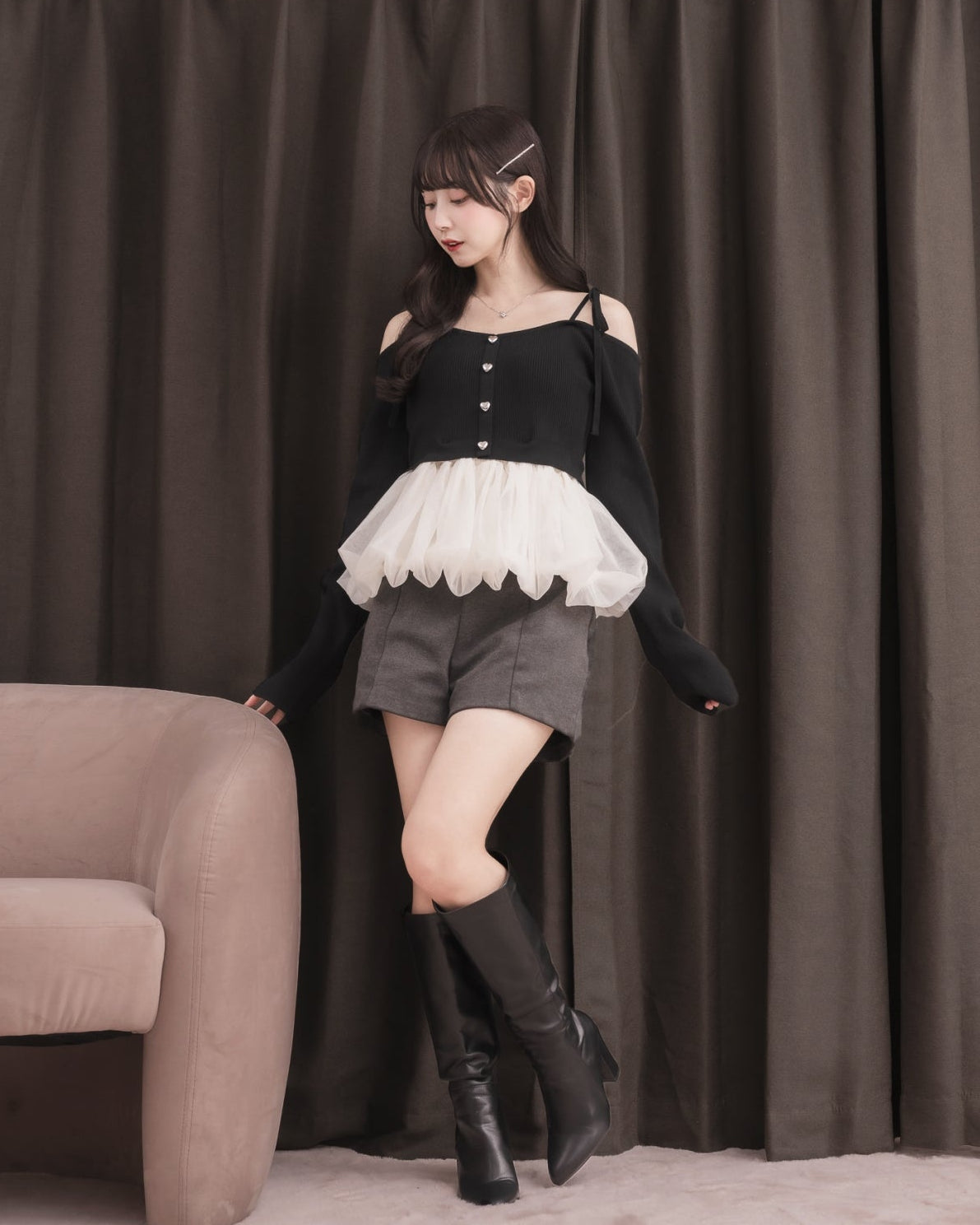 モデル身長：159cm / 着用カラー：ブラック